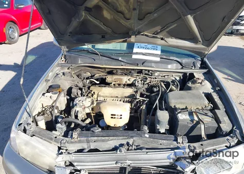 1997 Toyota Camry Le из США, поврежденный, VIN 4T1BG22K5VU094502